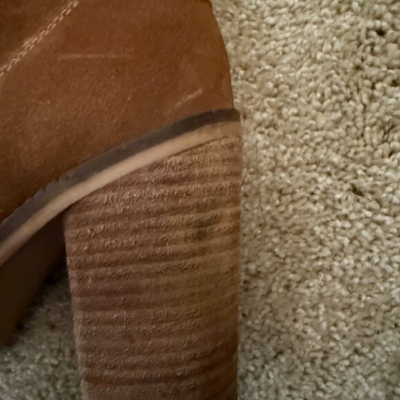Steve Madden over the knee tan suede boots, size 7.5 - Picture 5 of 6